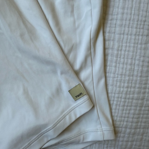 Vuori Tops - Vuori Women's Cream Tank Top